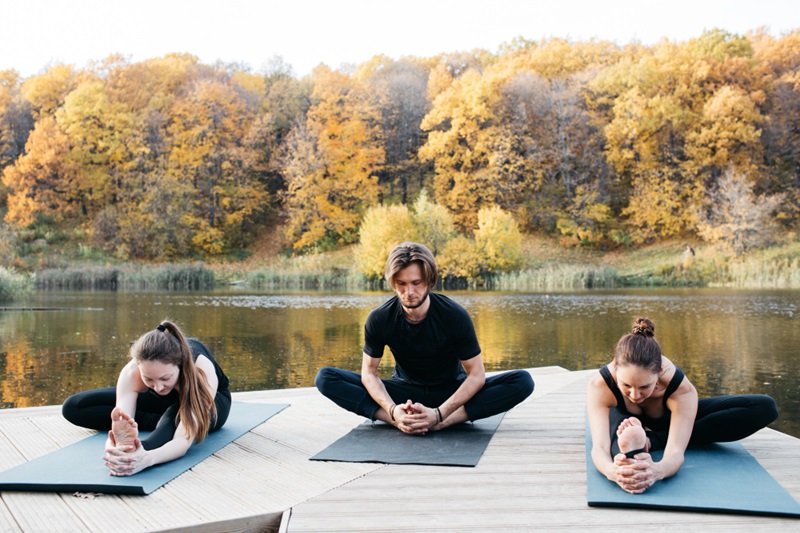 7 Ways Morning Yoga Boosts Productivity