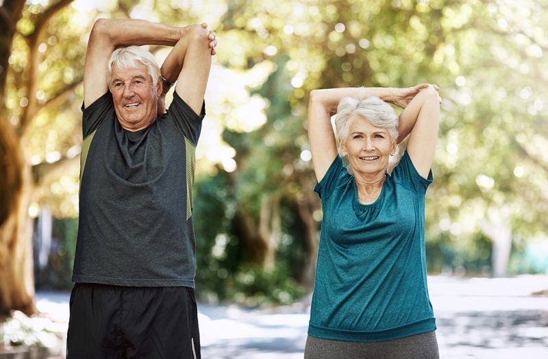 Which Fitness Routines Keep Seniors Safe